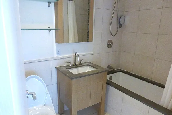 Rented by Kimiko Matsumoto, LREB | media 13