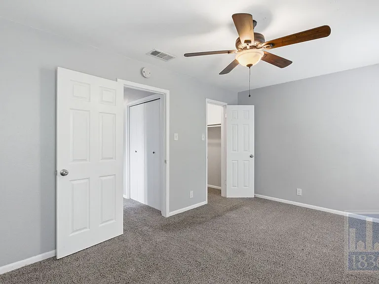 8108 Hood Cir #B — Photo 10