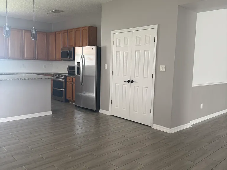 577 Vicks Landing Dr — Photo 18
