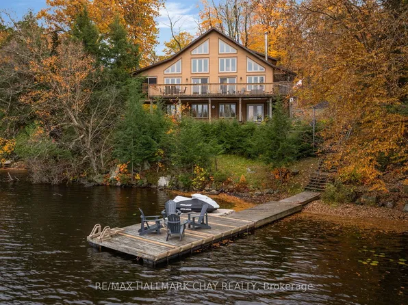 7 Lyndsey Ln, McKellar, ON P2A 0B5