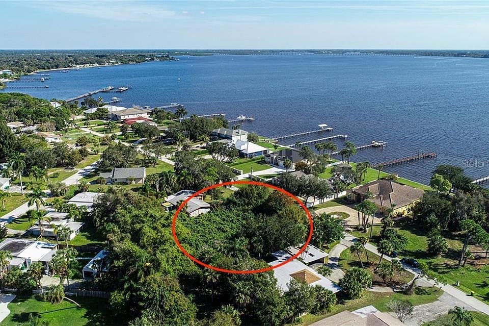 1st image of 4467 N Shore Dr