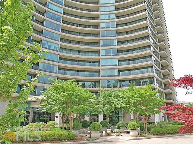 1st image of 700 Park Regency Pl NE APT 506