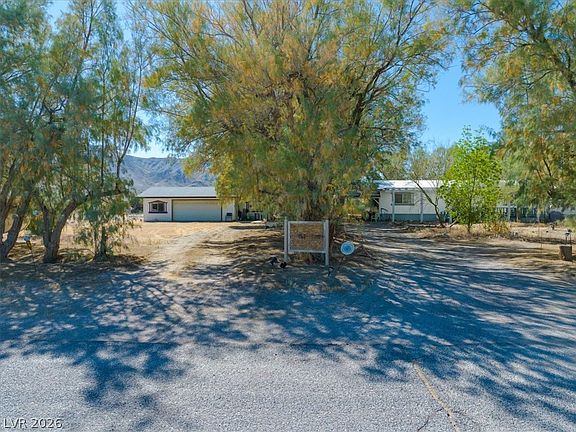 5th image of 2722 N Saddleback Dr