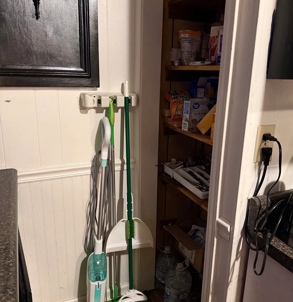 3 bed, 960 sqft, $1,400 — Photo 3