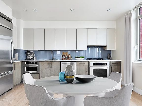 3rd image of 2300-F Douglas Blvd #11B