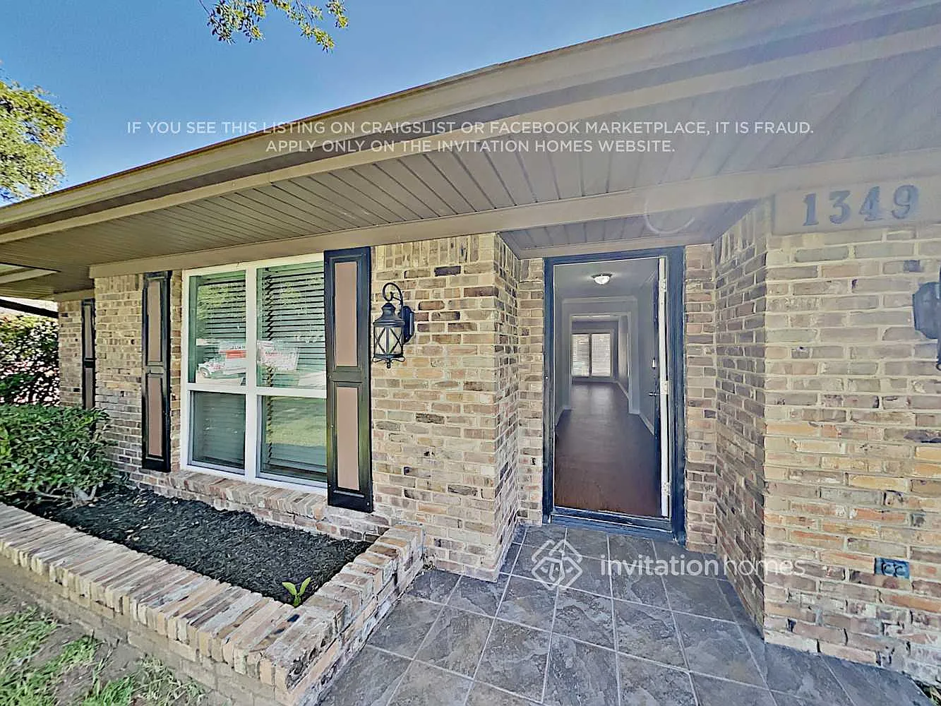 1349 Glenhill Ln Lewisville, TX 75077 — Photo 4