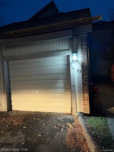 7443 Brynmawr Ct Unit 1, West Bloomfield, MI, 48322