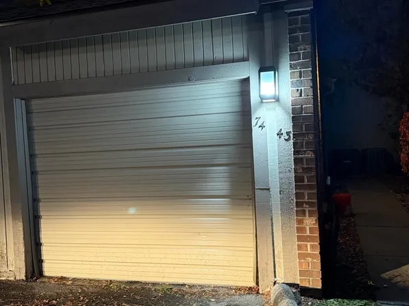 7443 Brynmawr Ct Unit 1, West Bloomfield, MI 48322