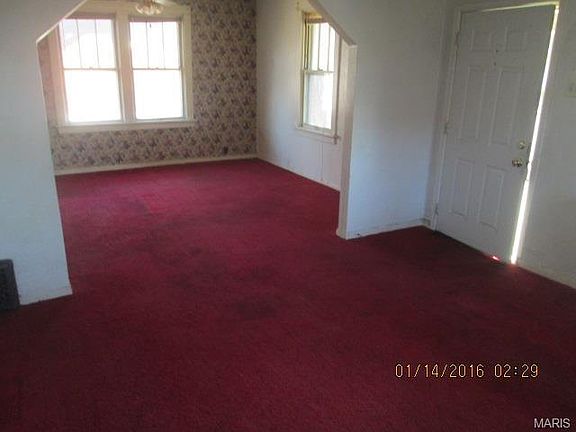 3rd image of 8345 Washington St