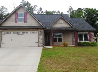 612 Marchbanks Rd, Boiling Springs, SC 29316