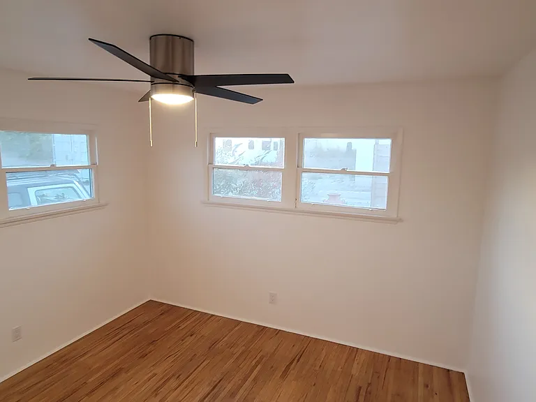 Bedroom #1
