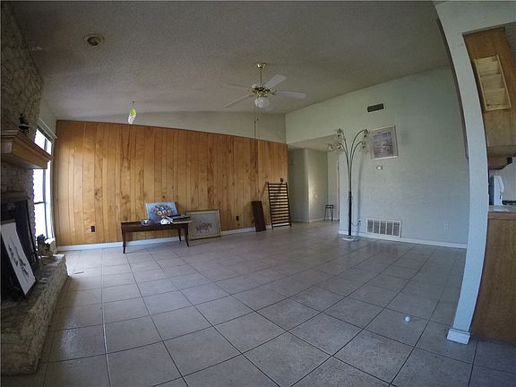 4th image of 10403 Robinwood Cir