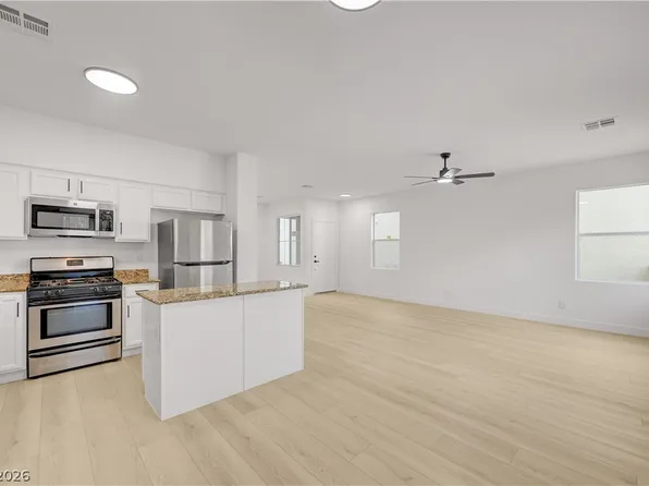9553 Cabot Falls Ave, Las Vegas, NV 89149