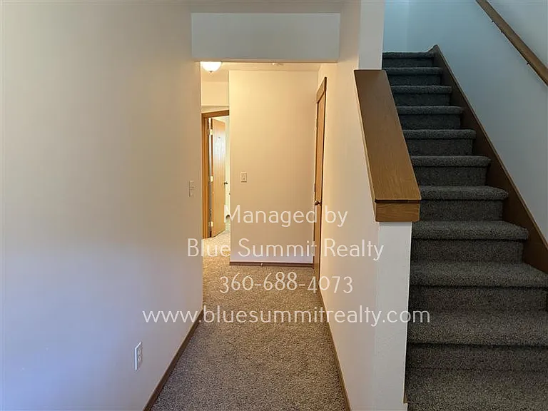 2505 Conger Ave NW #B — Photo 6
