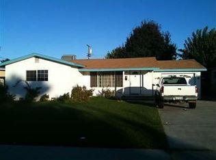 2734 N Millbrook Ave, Fresno, CA 93703
