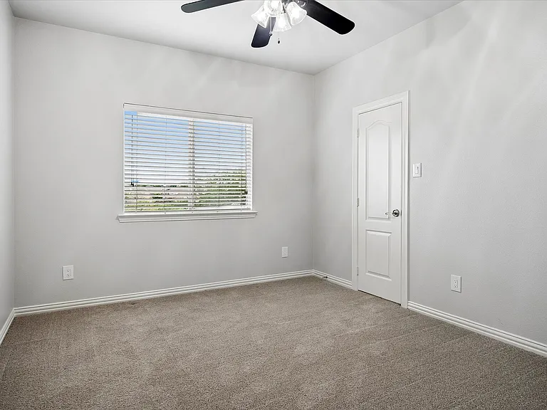 1604 Morning Dove Ct — Photo 11