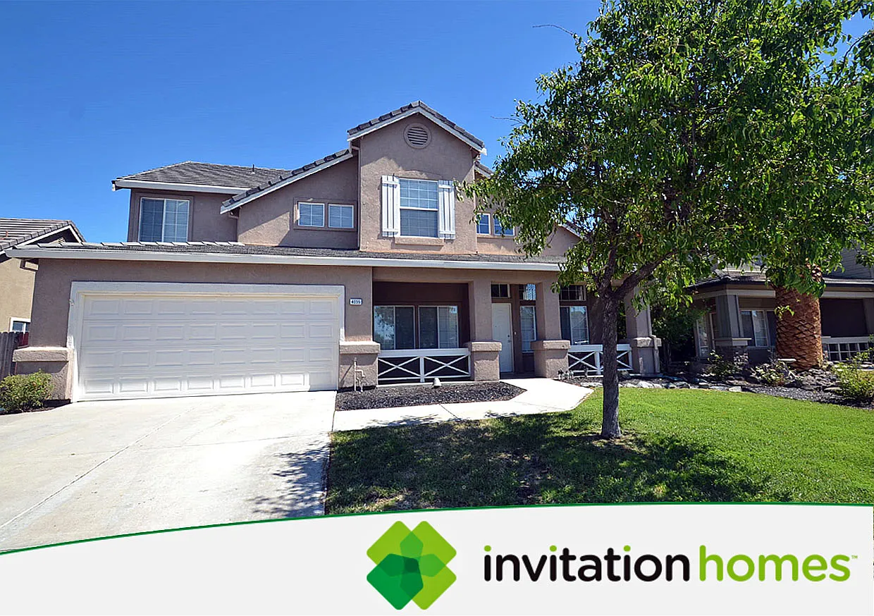 4035 Regatta Dr photo 1