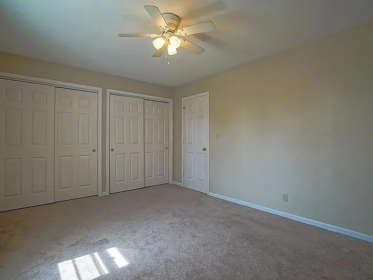 1726-1728 W Blue Spruce Ct #1726 — Photo 7