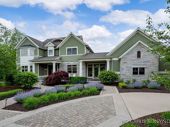 3rd image of 2673 Montreux Hills Ct NE