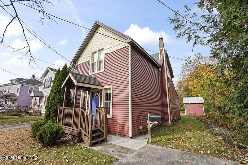 2nd image of 4 Mowry Avenue