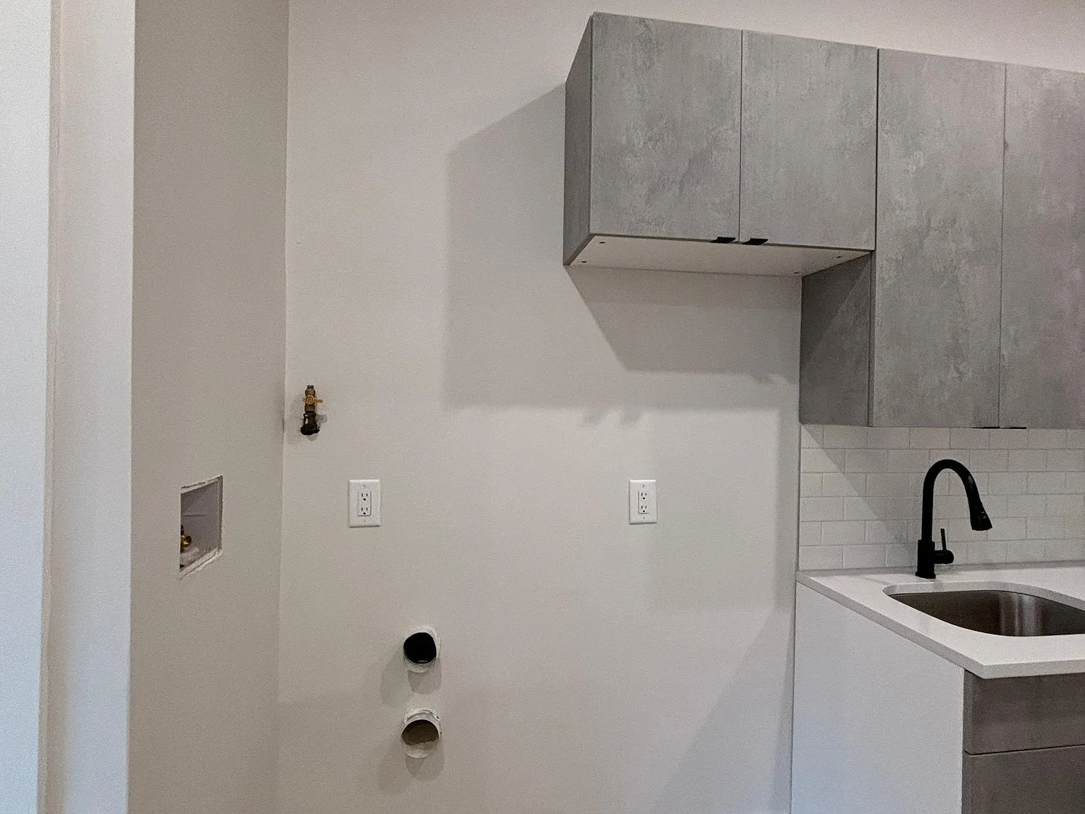 Studio, 500 sqft, $1,550 — Photo 3