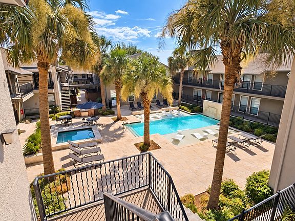 4th image of 5806 Birchbrook Dr APT 210