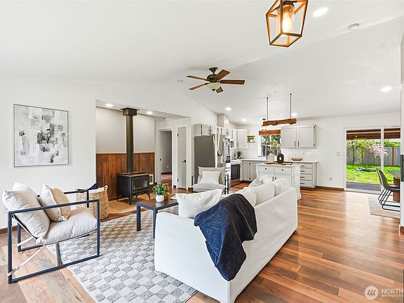 4th image of 44132 Fir Road