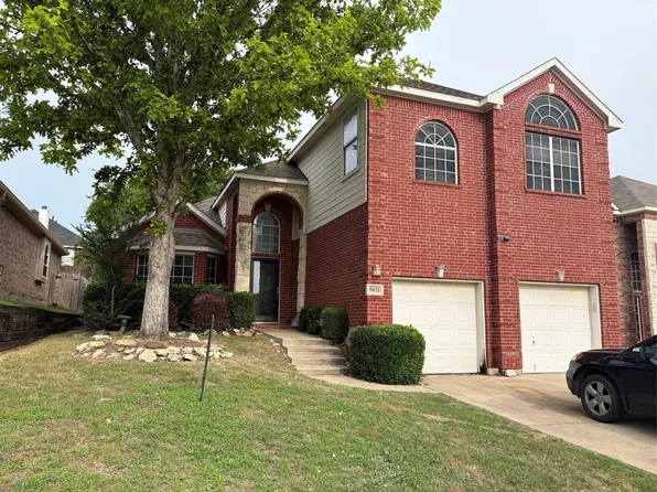 5021 Coral Creek Dr, Fort Worth, TX 76135