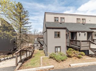 39 Slalom Way, Tannersville, PA 18372