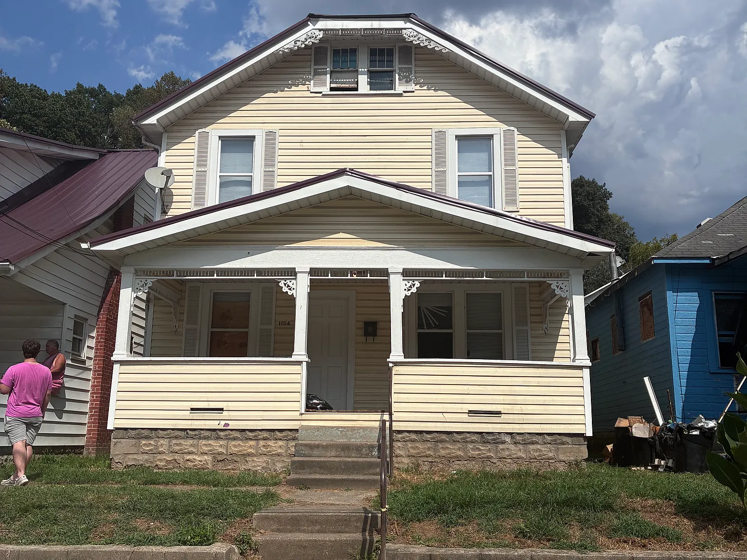 4 bed, 1792 sqft, $1,000 — Photo 1