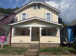 1104 26th St, Huntington, WV 25705
