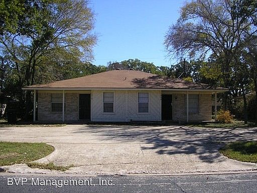 1st image of 1008 Navarro Dr