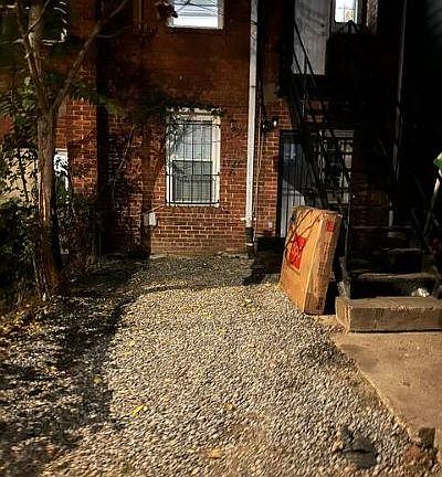 4th image of 1726 H St NE