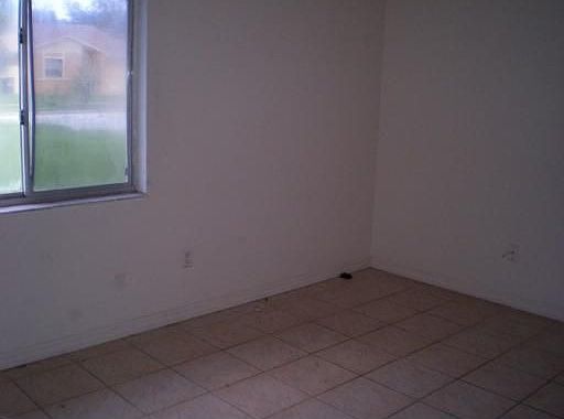 1st image of 1361 Candlewyck Dr