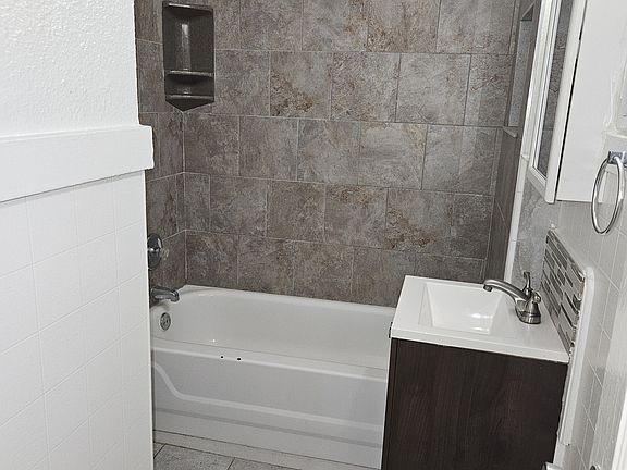 5th image of 1006 S Trenton Ave