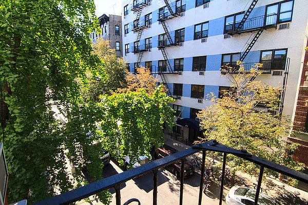 Rented by Maz Group NY | media 26