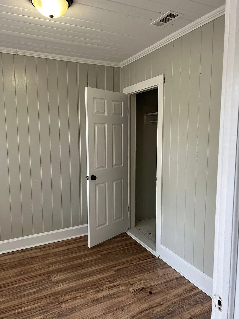 505 Charlton Street — Photo 4