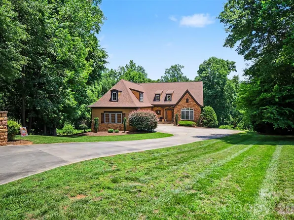401 Yorkfield Dr, Shelby, NC 28150