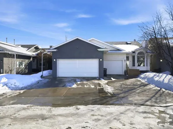 15 N Wildrose Dr, Sylvan Lake, AB T4S 1G4