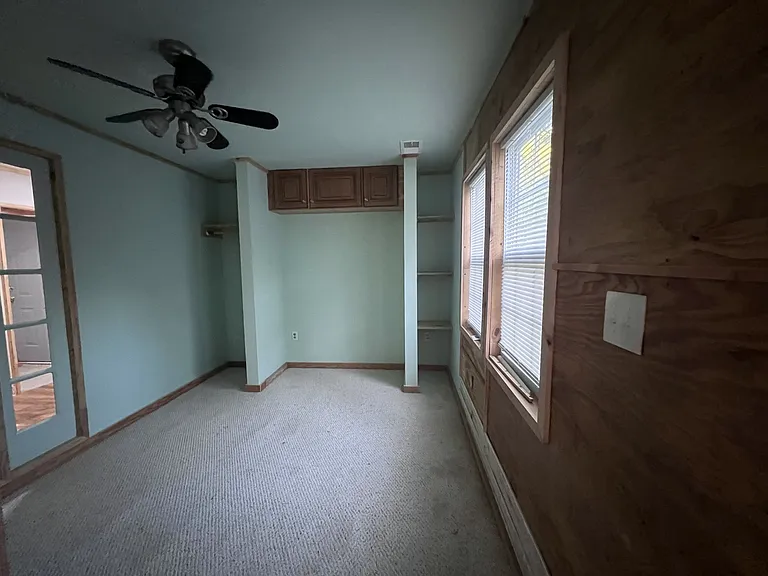 2040 Cambridge Ave — Photo 7