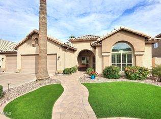 2736 E Brookwood Ct, Phoenix, AZ 85048