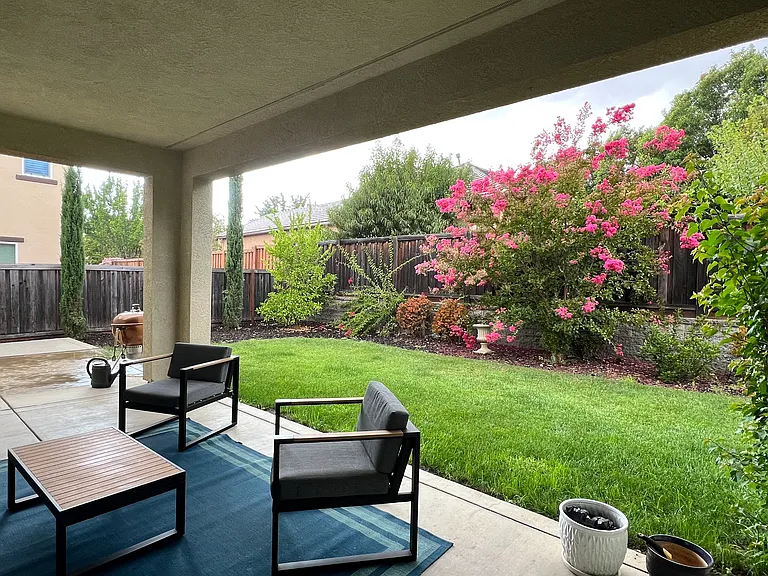 1005 Chatswood Ct — Photo 2
