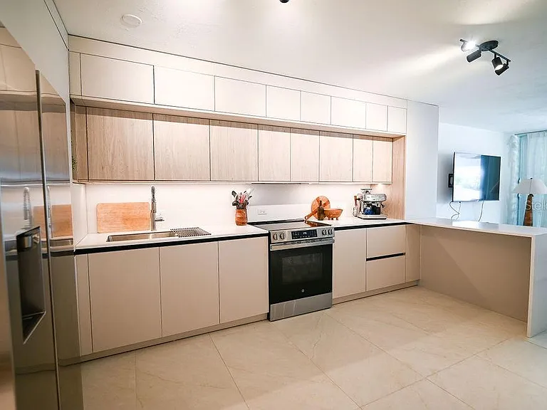 1 Villas De Plz #O5 — Photo 13