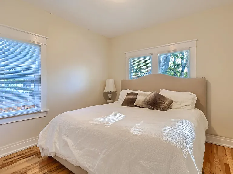 1044 Garfield St — Photo 11