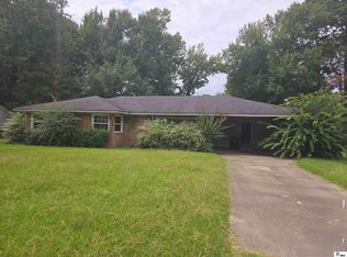 702 Maple St, Crossett, AR 71635