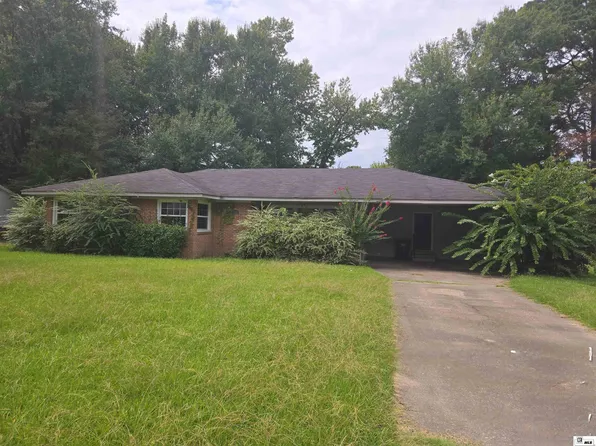 702 Maple St, Crossett, AR 71635