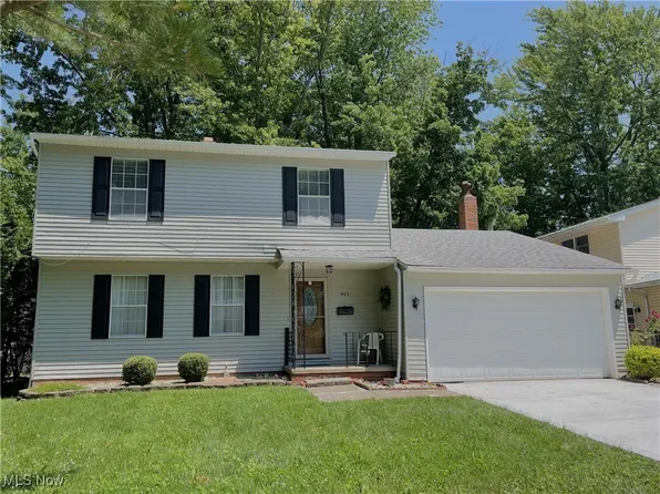 403 Riverdale Dr, Eastlake, OH 44095