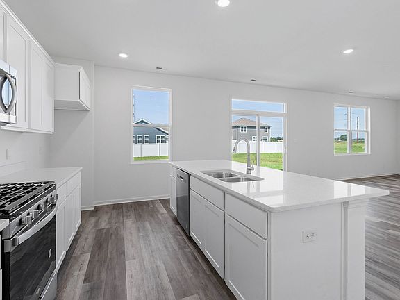 4th image of 10342 Morse Pl