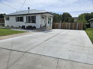 781 Lincoln St, Caliente, NV 89008