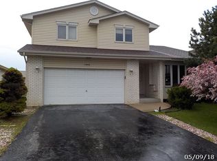 17942 Vista Dr, Country Club Hills, IL